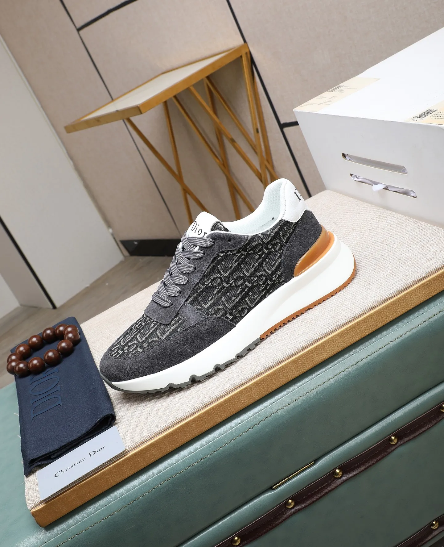 Men's men's shoes💰460 🌹🌹[Dior] latest model🙈original replica! 👟👟👟You can go to the top-notch workmanship. The upper is made of Italian 🇮🇹imported cowhide. The mesh lining is suitable for travel. The original replica outsole makes it suitable for all kinds of travel, showing low-key luxury. Let quality speak for itself. Color: Size: 38-44